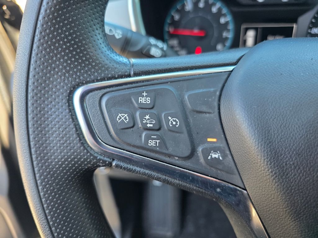 Used 2021 Chevrolet Equinox LS image 21