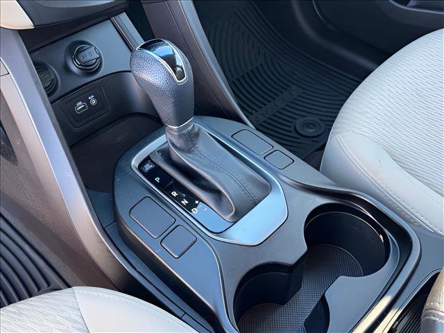 Used 2018 Hyundai Santa Fe Sport image 20