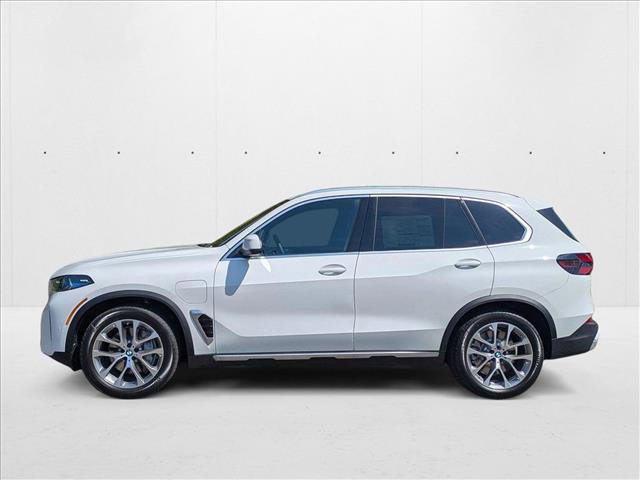 Used 2026 BMW X5 xDrive50e w/ Premium Package image 9