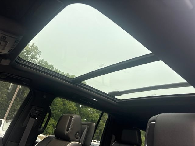Used 2021 Cadillac Escalade ESV Sport AWD/4WD image 6