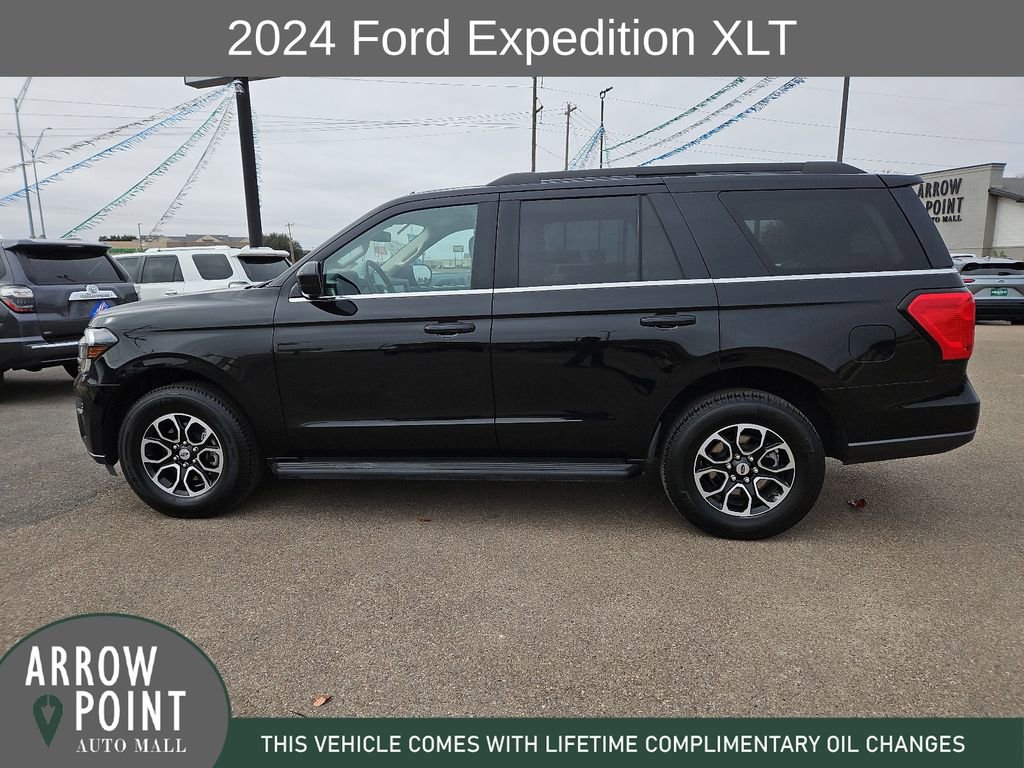 Used 2024 Ford Expedition XLT image 7
