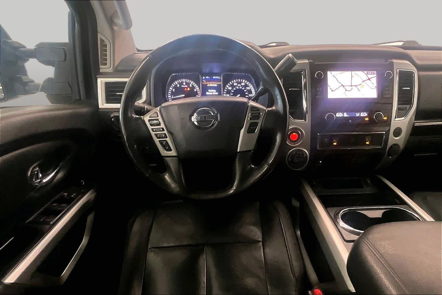 Used 2019 Nissan Titan SV w/ SV Convenience Package AWD/4WD image 5
