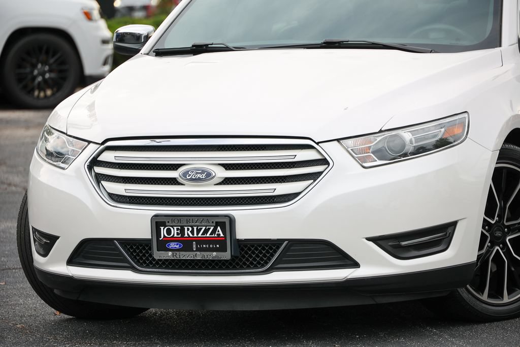Used 2019 Ford Taurus Limited AWD/4WD image 21