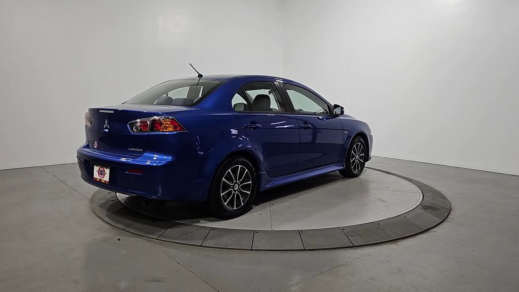 Used 2017 Mitsubishi Lancer ES image 5