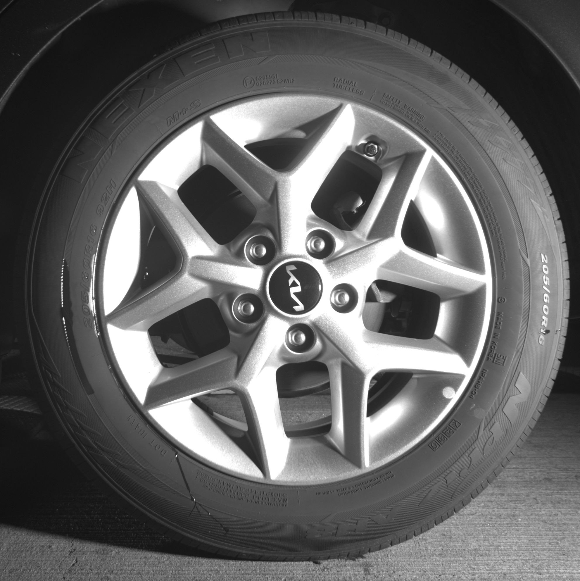 Used 2025 Kia Soul LX w/ LX Technology Package image 12