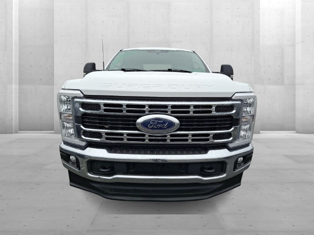 Used 2024 Ford F250 XLT AWD/4WD image 2