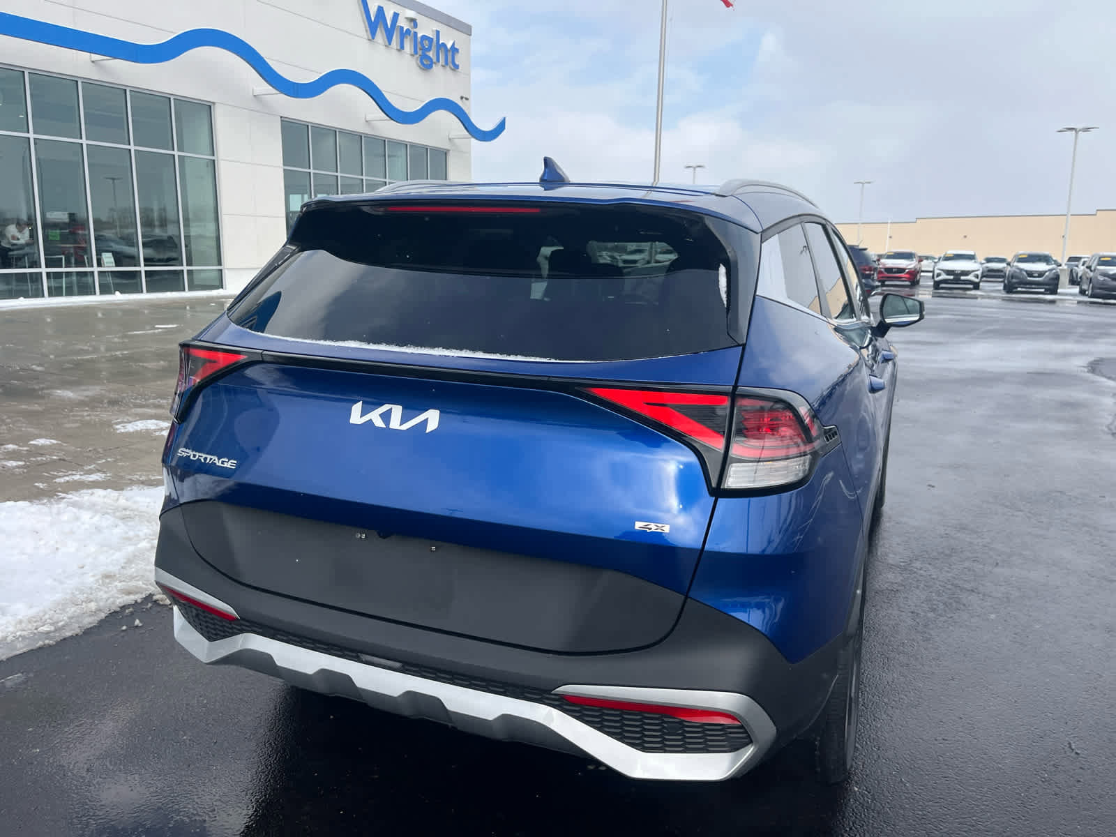 Used 2024 Kia Sportage EX image 16