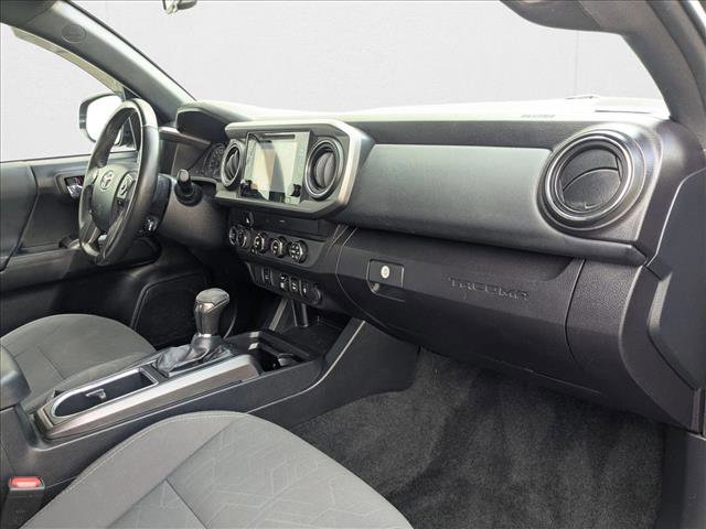 Used 2019 Toyota Tacoma TRD Off-Road image 19