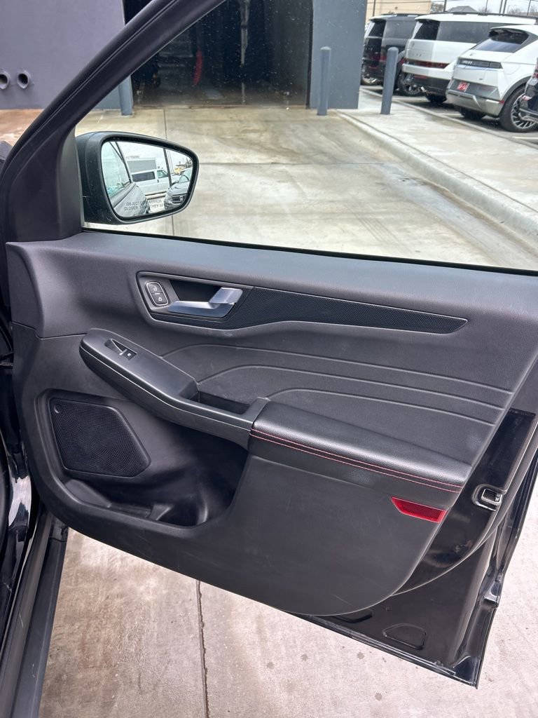 Used 2024 Ford Escape ST-Line image 15