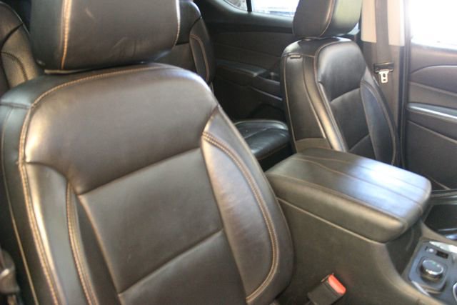 Used 2018 Chevrolet Traverse RS FWD image 8