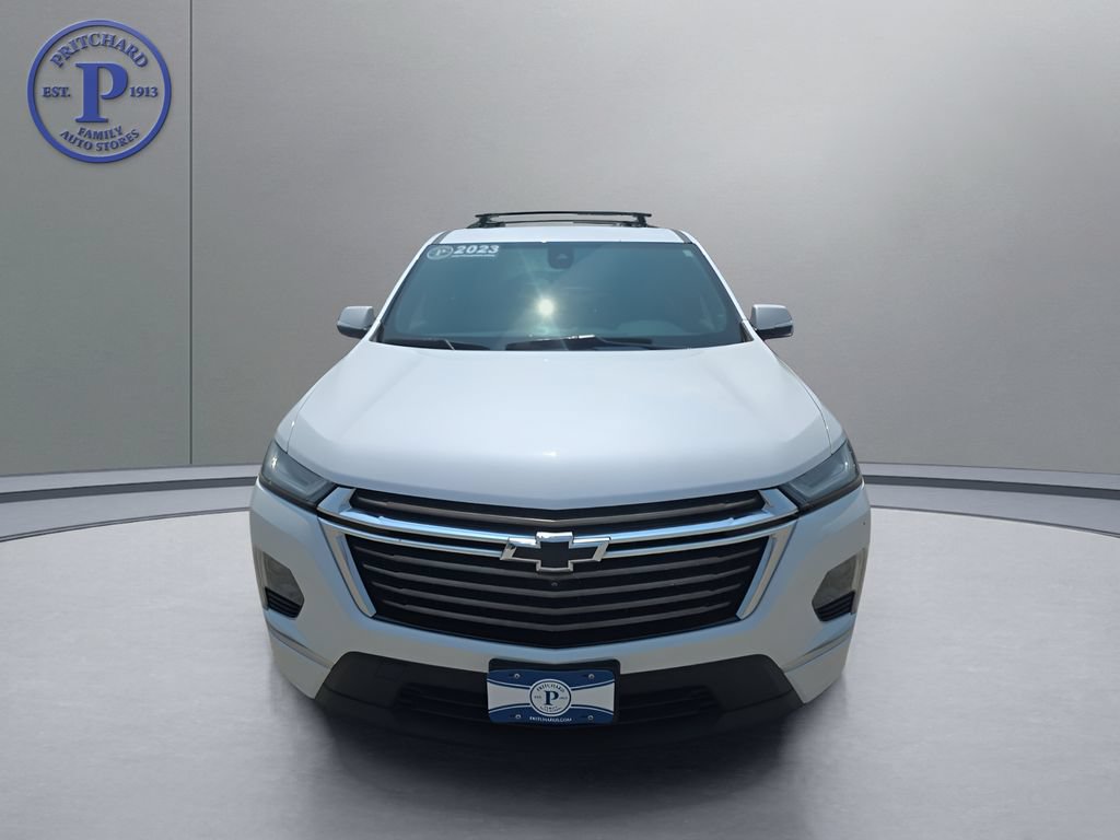 Used 2023 Chevrolet Traverse High Country w/ LPO, Floor Liner Package AWD/4WD image 2