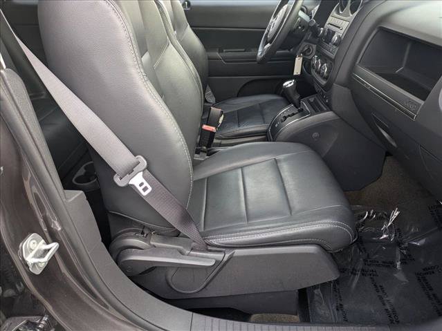 Used 2016 Jeep Patriot High Altitude AWD/4WD image 20