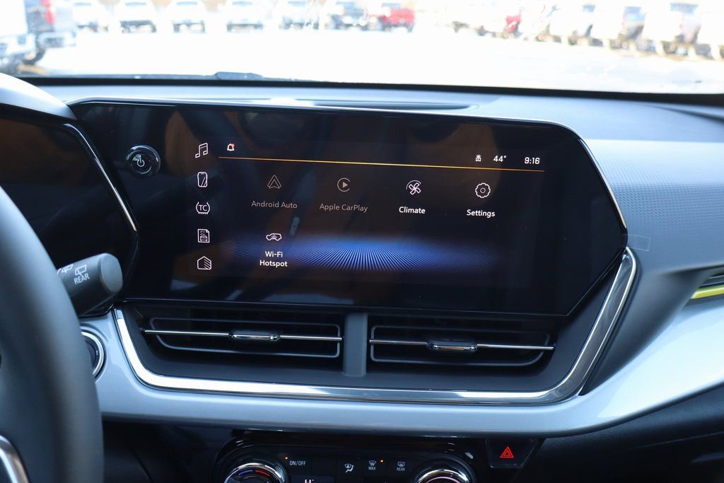 New 2026 Chevrolet Trax LT w/ LT Convenience Package image 10