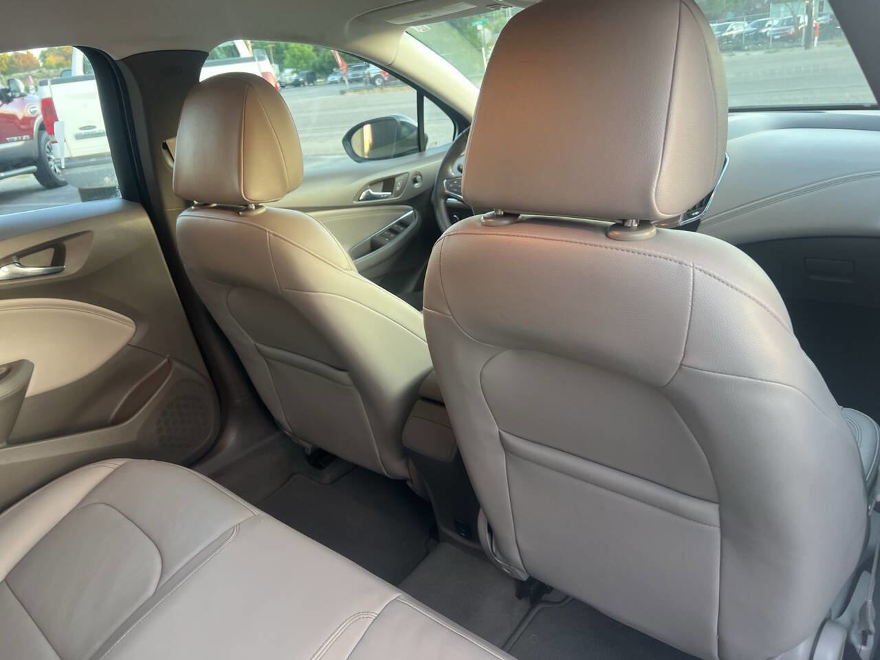 Used 2017 Chevrolet Cruze Premier w/ RS Package image 17