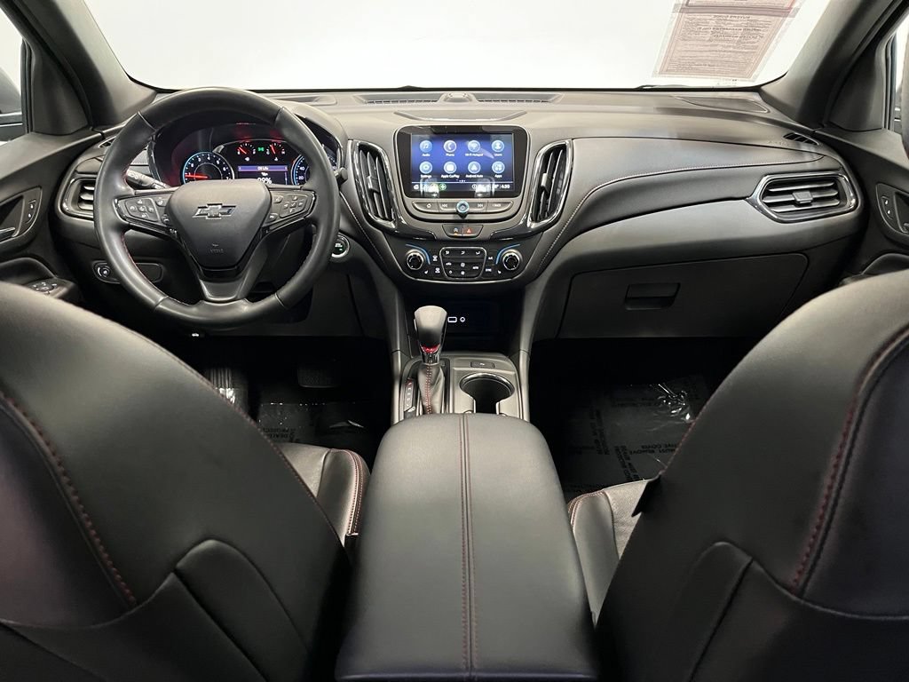 Used 2023 Chevrolet Equinox RS w/ RS Leather Package AWD/4WD image 17