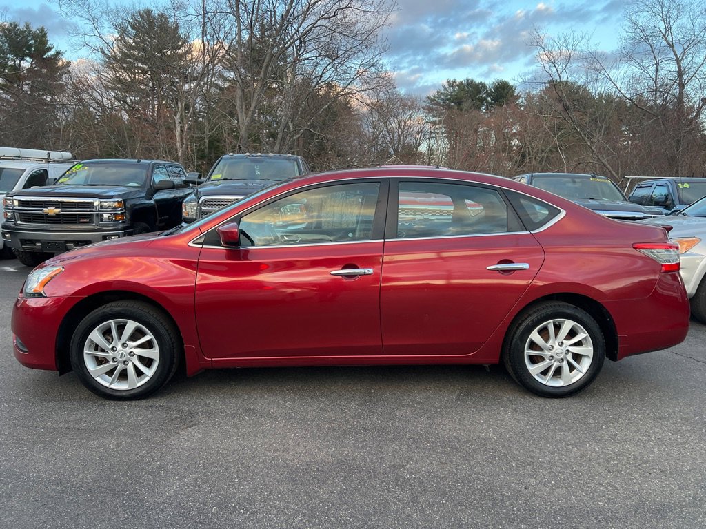 Used 2015 Nissan Sentra SV w/ Style Package FWD image 2