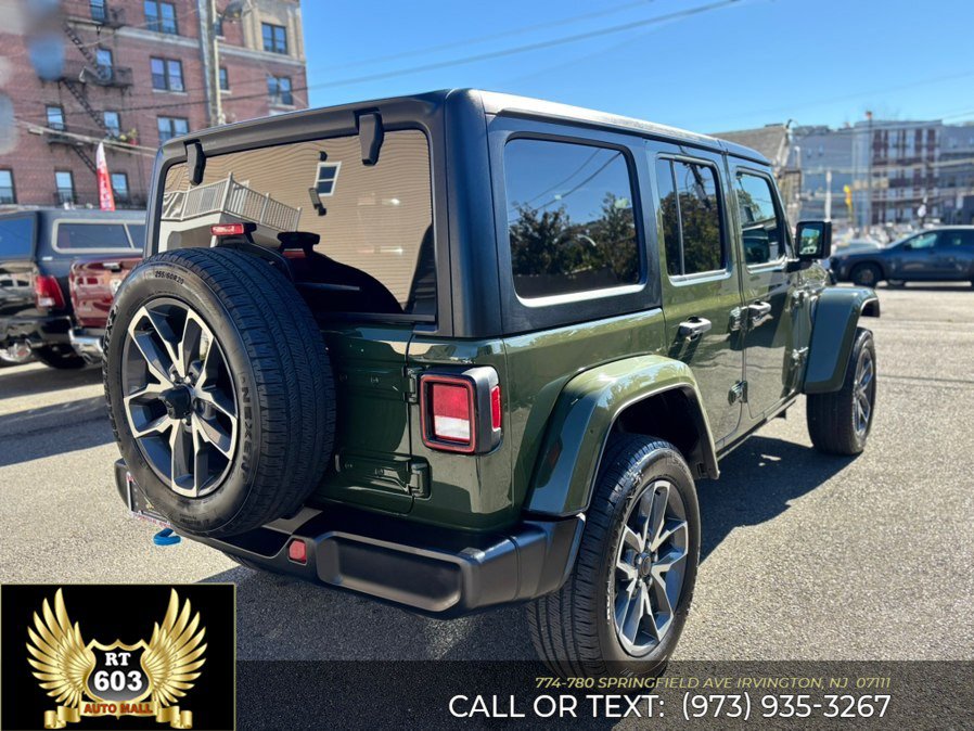 Used 2024 Jeep Wrangler Unlimited AWD/4WD image 6