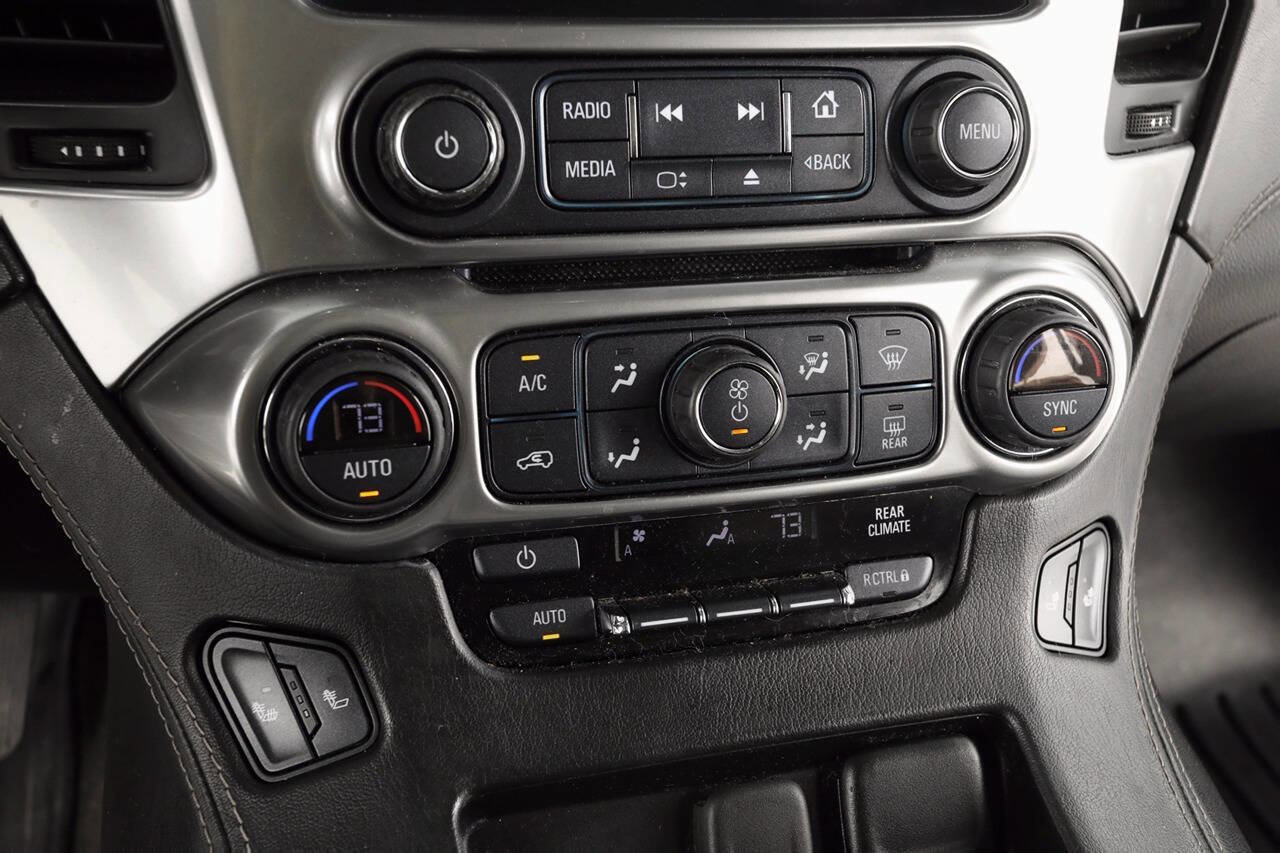 Used 2017 Chevrolet Suburban LT w/ LT Signature Package image 21