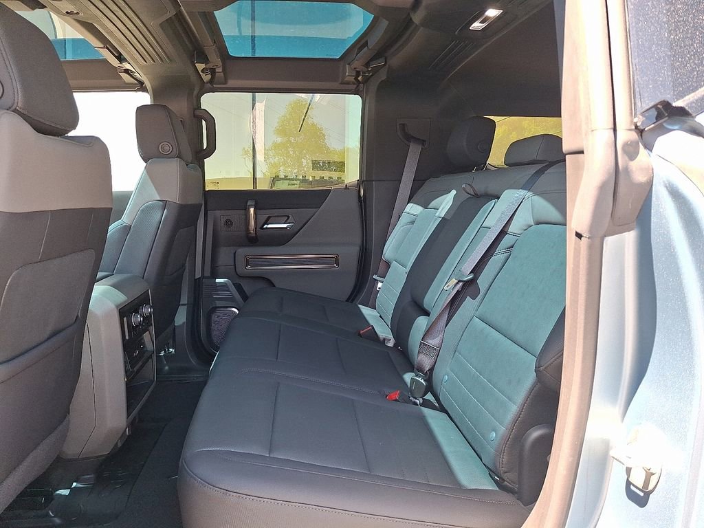 Used 2024 GMC Hummer EV 3X w/ Omega Edition AWD/4WD image 10