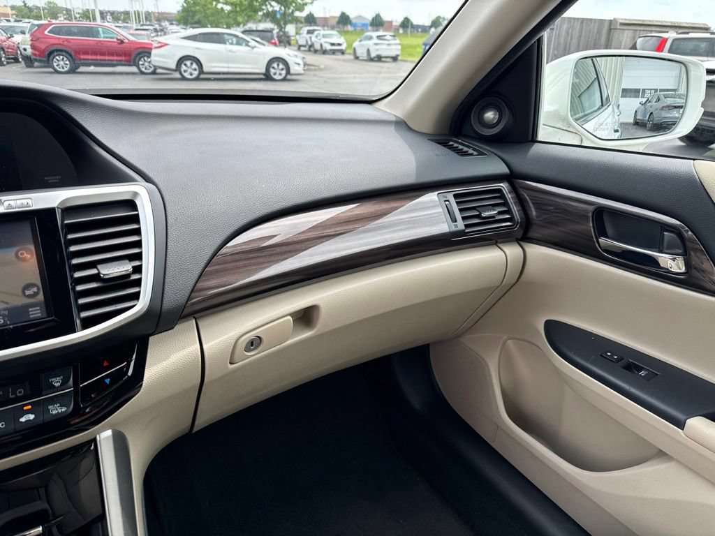 Used 2016 Honda Accord EX-L image 23