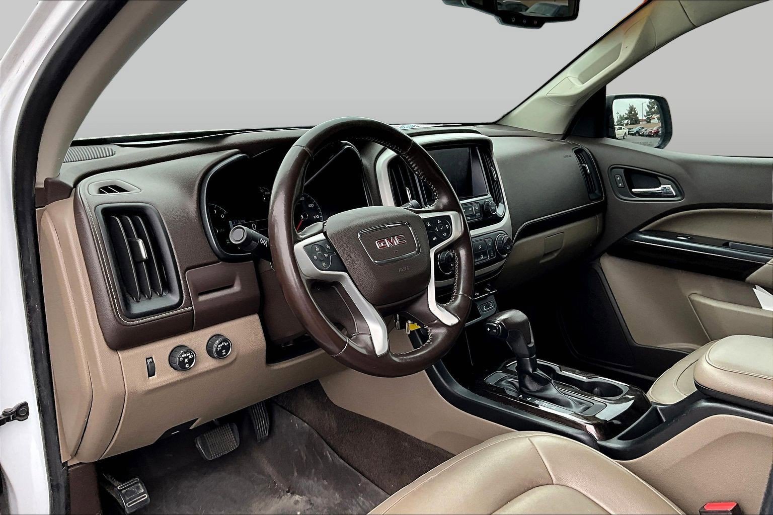 Used 2018 GMC Canyon SLT w/ Driver Alert Package AWD/4WD image 8