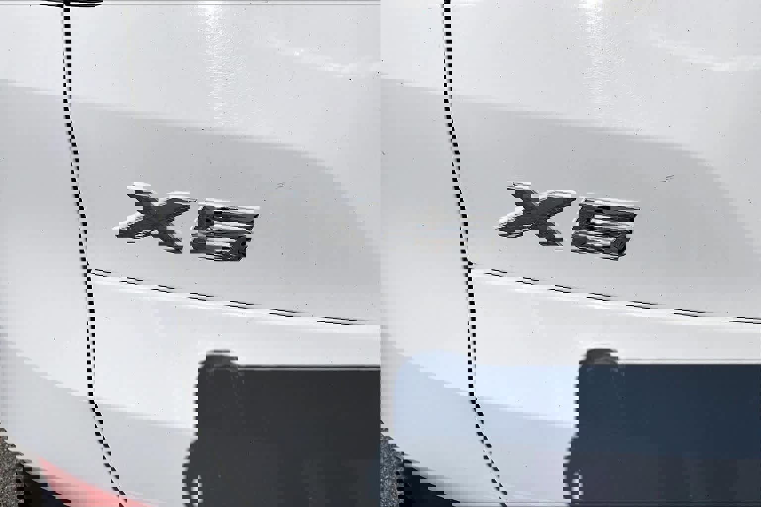 Used 2025 BMW X5 xDrive50e image 33