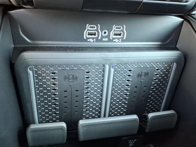 New 2026 RAM 2500 Laramie AWD/4WD image 10