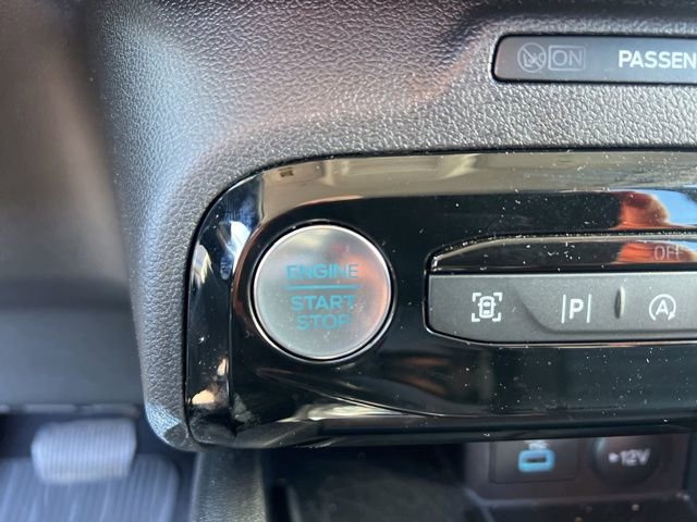 Used 2023 Ford Escape Platinum AWD/4WD image 30
