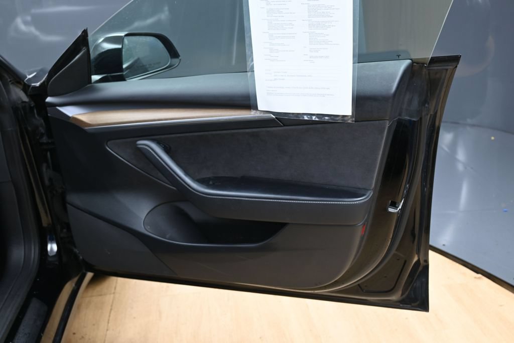 Used 2023 Tesla Model 3 Standard Range RWD image 39