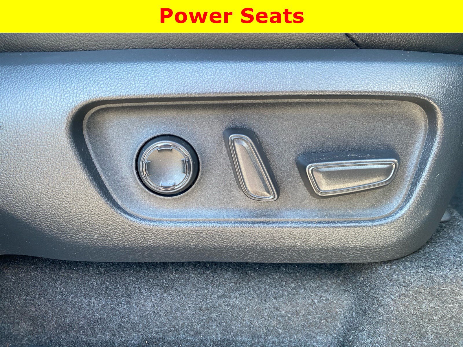 Used 2025 Toyota 4Runner Limited AWD/4WD image 21