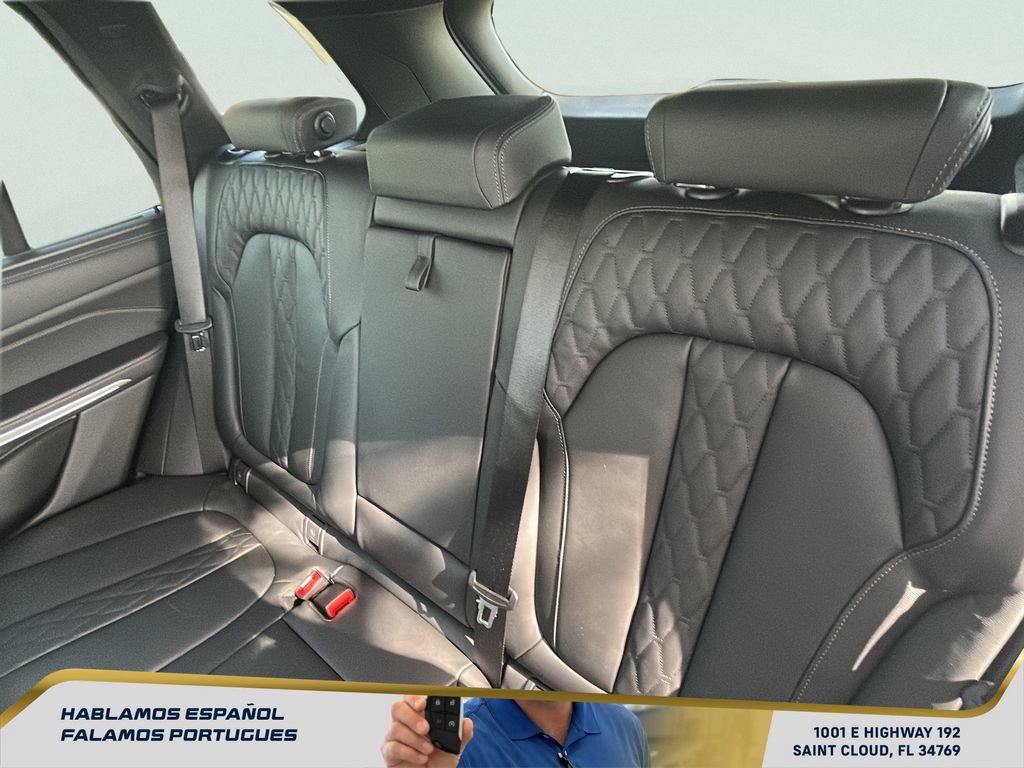 Used 2026 BMW X5 M60i image 32