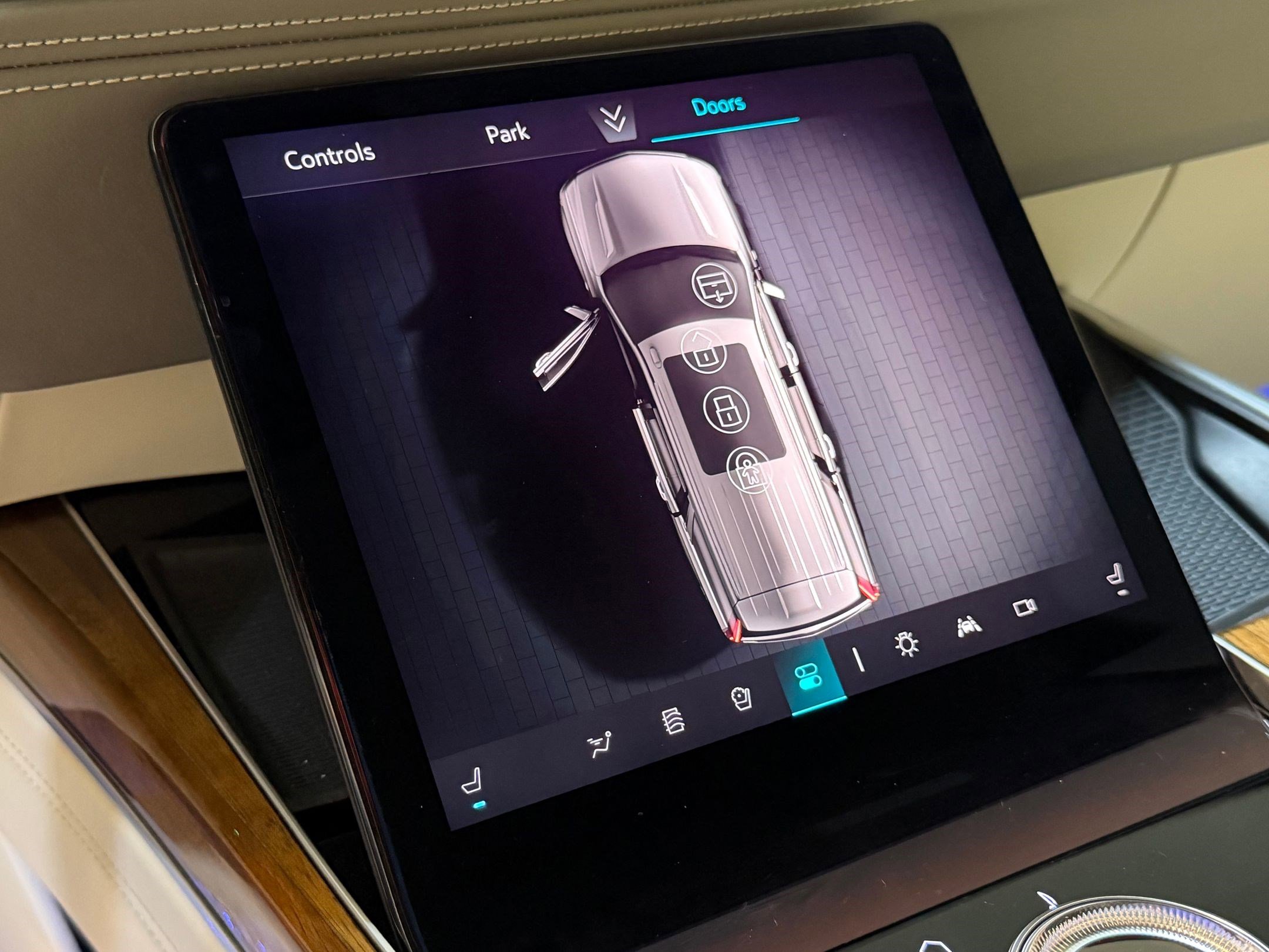 Certified 2025 Cadillac Escalade Sport Platinum image 36