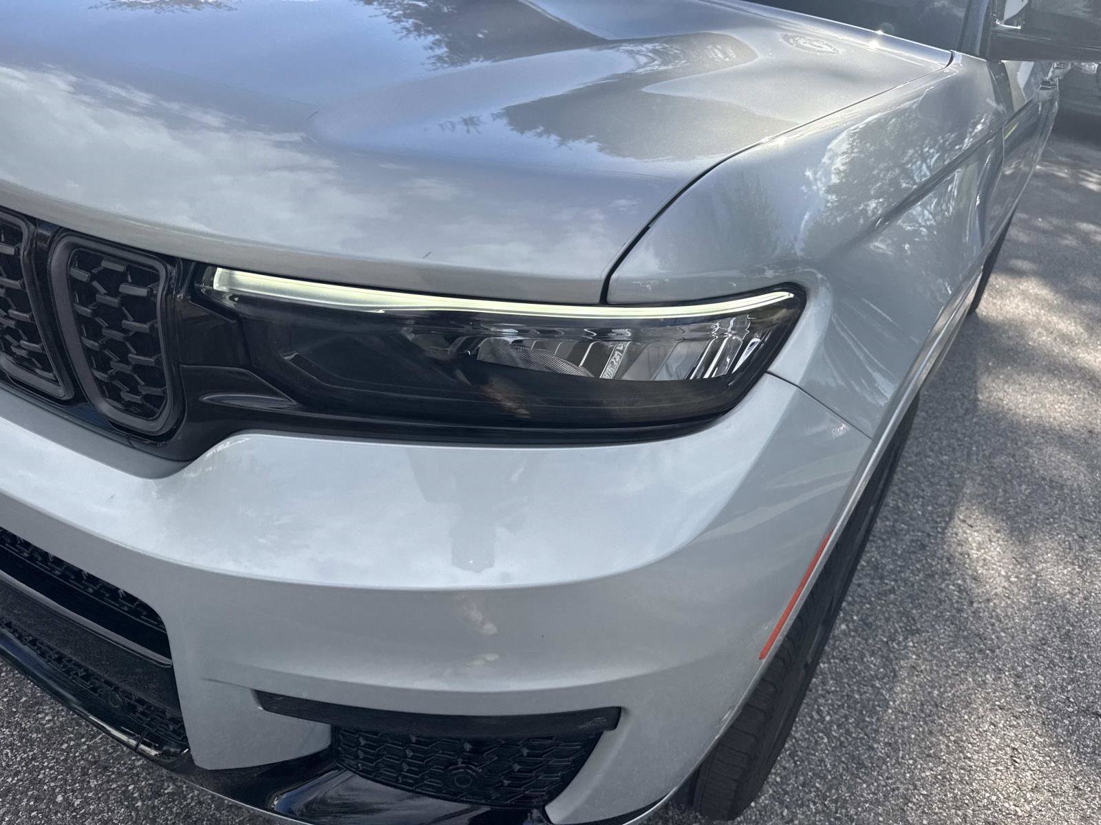 Used 2023 Jeep Grand Cherokee L Summit image 9