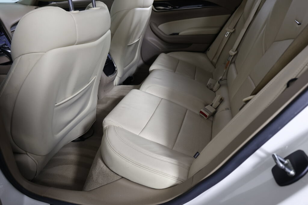 Used 2014 Cadillac CTS Luxury RWD image 17
