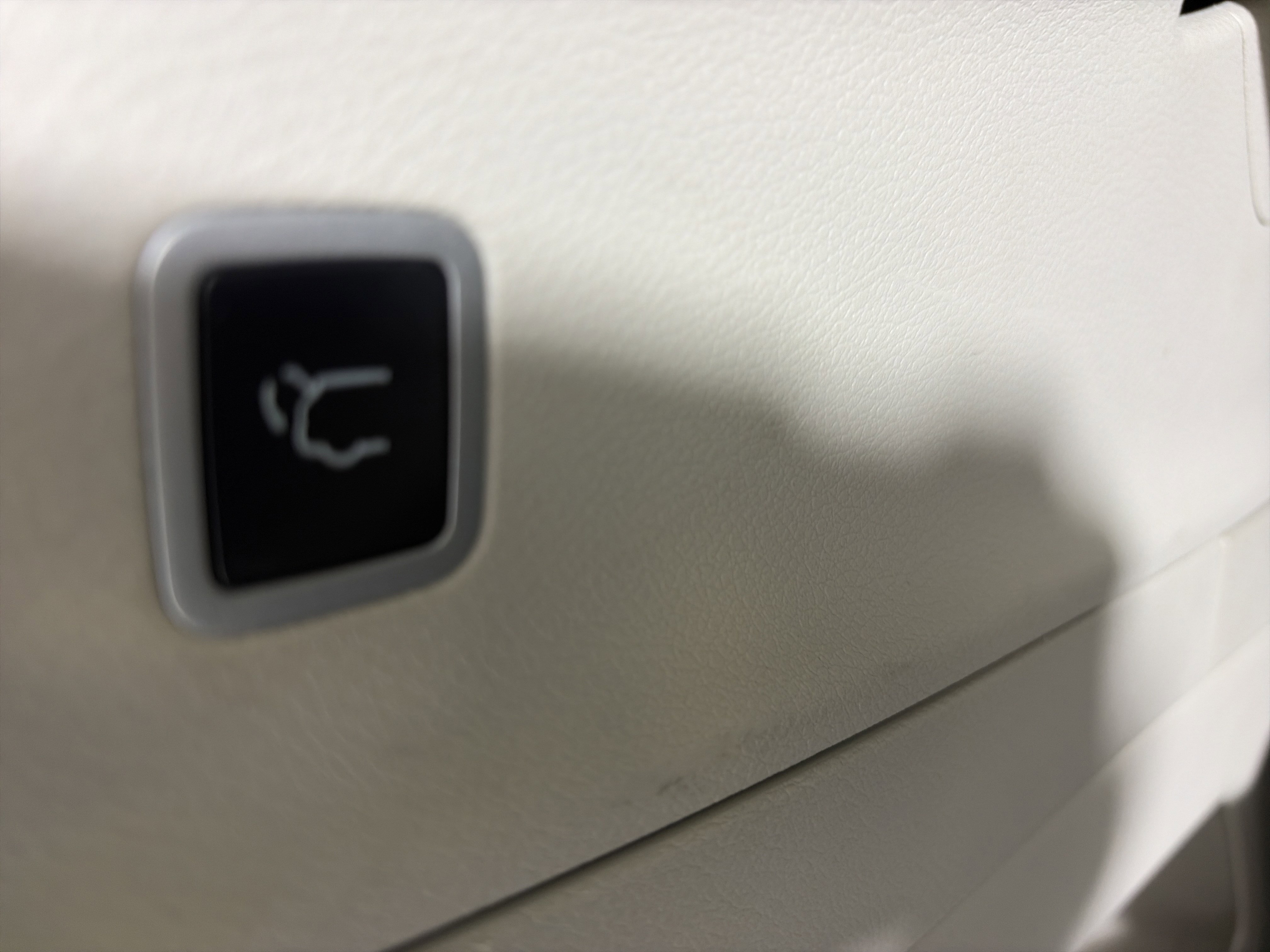 Used 2024 Chrysler Pacifica Limited image 21