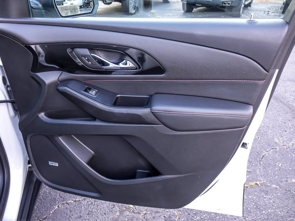 Used 2023 Chevrolet Traverse RS w/ LPO, Floor Liner Package AWD/4WD image 34