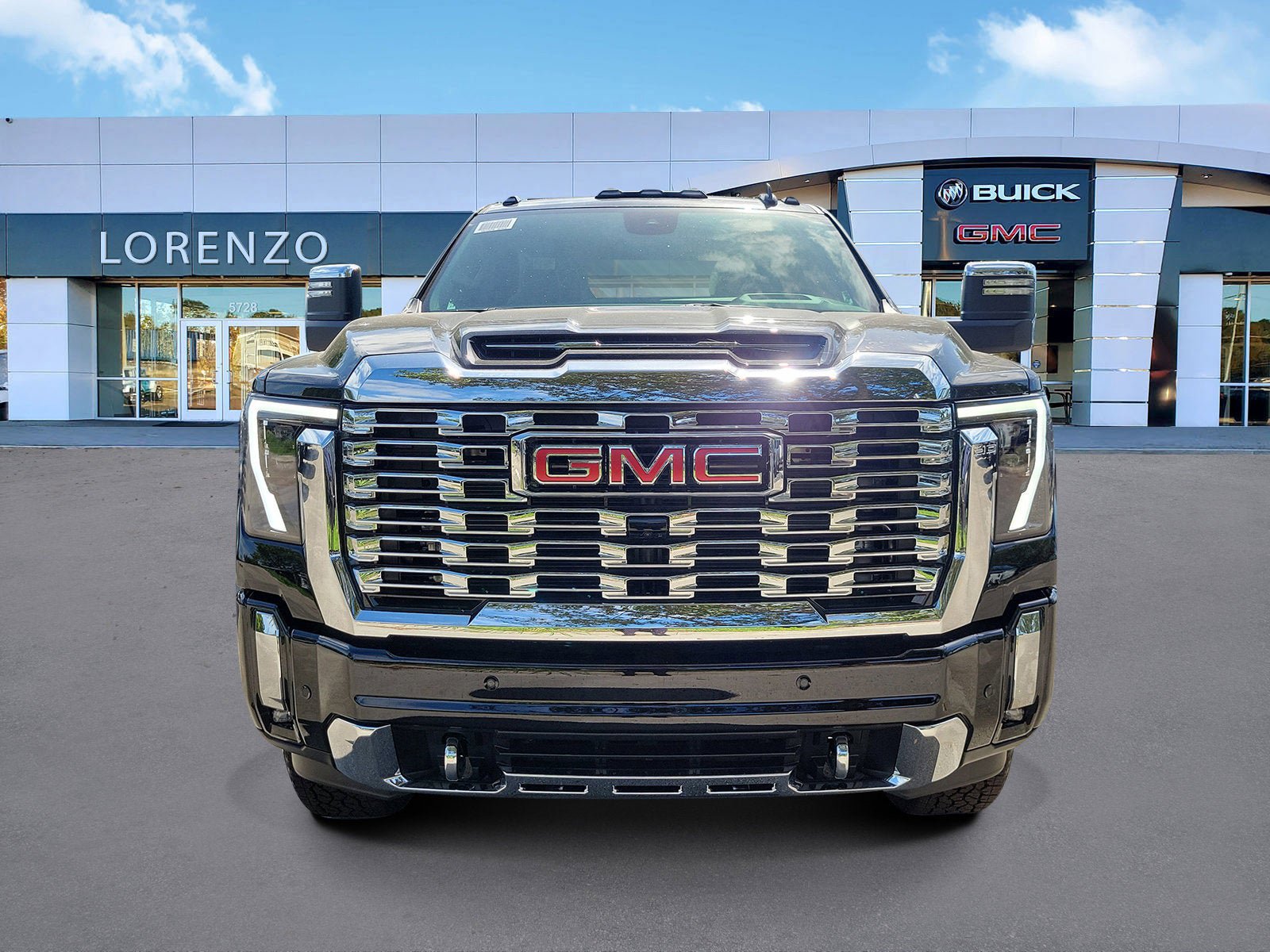 New 2026 GMC Sierra 2500 Denali w/ Denali Reserve Package AWD/4WD image 2