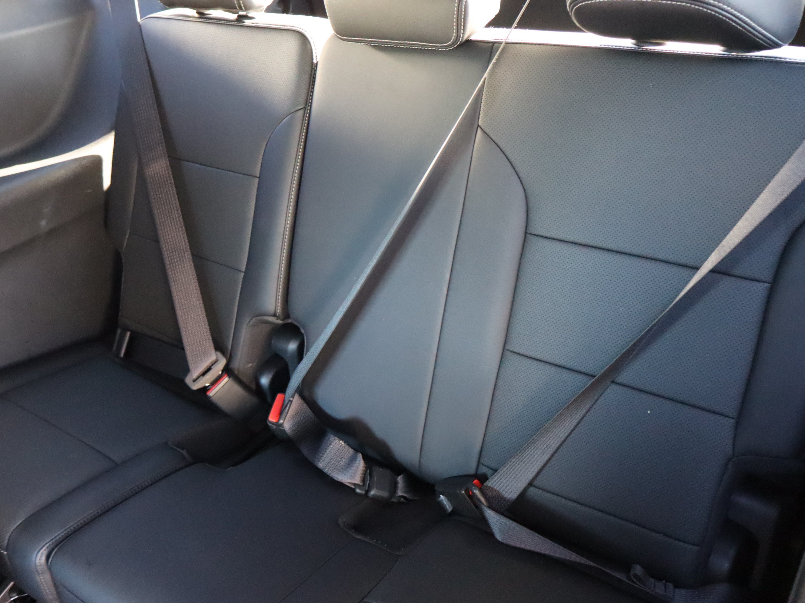 Used 2025 Chevrolet Traverse LT FWD image 32