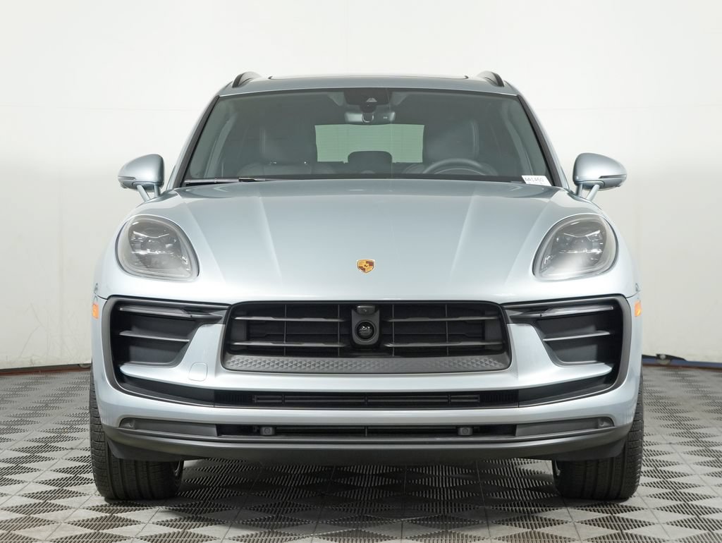 New 2026 Porsche Macan AWD/4WD image 10