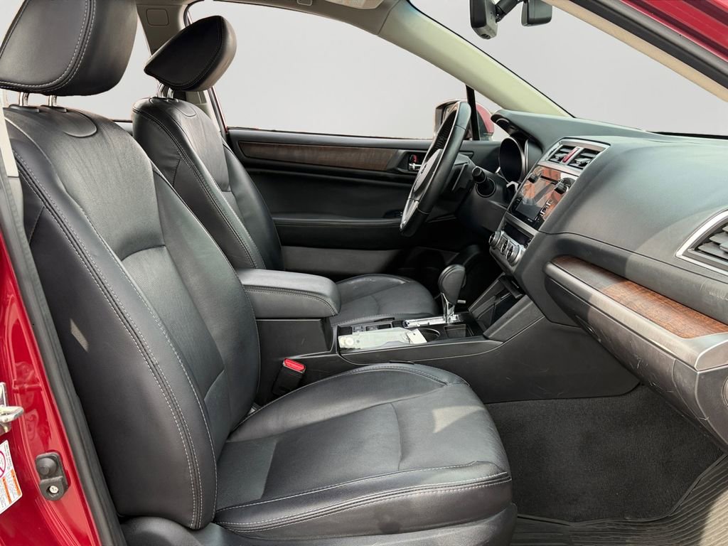 Used 2017 Subaru Outback 3.6R Limited image 8