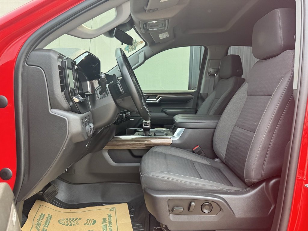 Used 2023 Chevrolet Silverado 1500 RST image 10