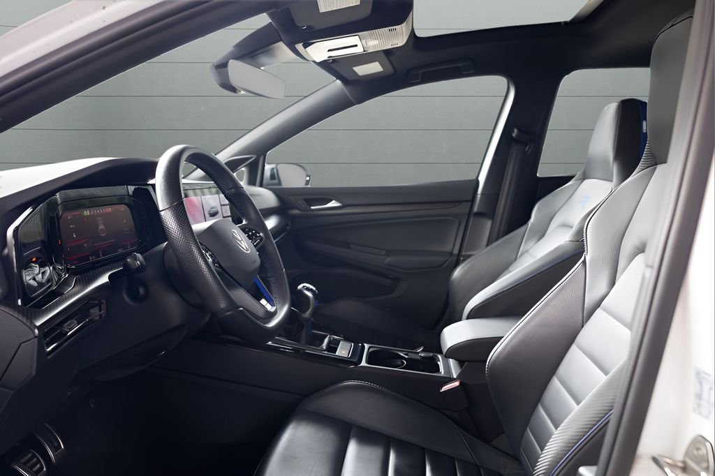 Used 2024 Volkswagen Golf R AWD/4WD image 41