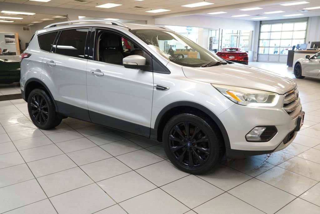 Used 2017 Ford Escape Titanium AWD/4WD image 14