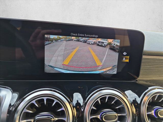 Used 2023 Mercedes-Benz GLB 250 4MATIC image 13