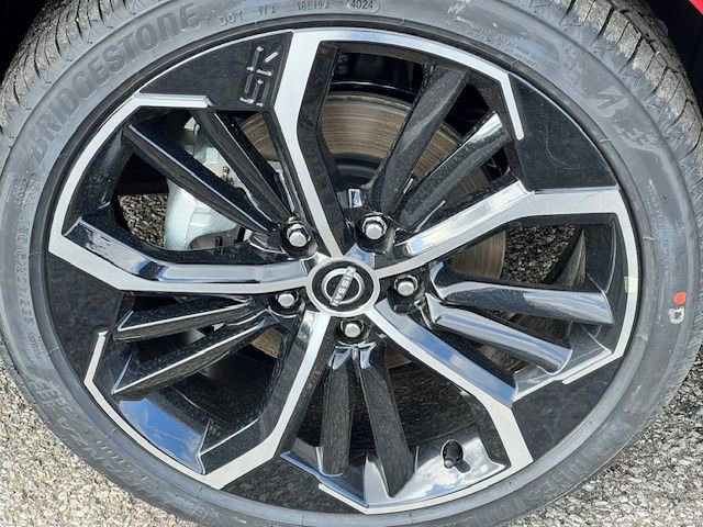 New 2025 Nissan Altima 2.5 SR AWD/4WD image 9