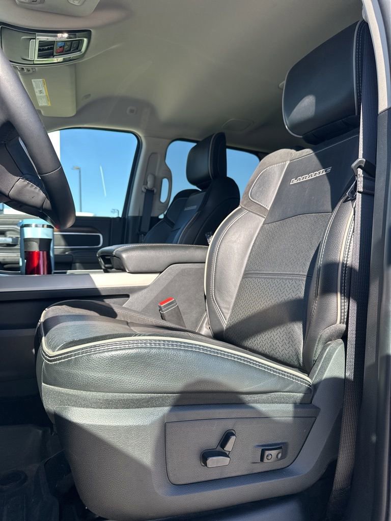 Used 2024 RAM 3500 Laramie AWD/4WD image 13