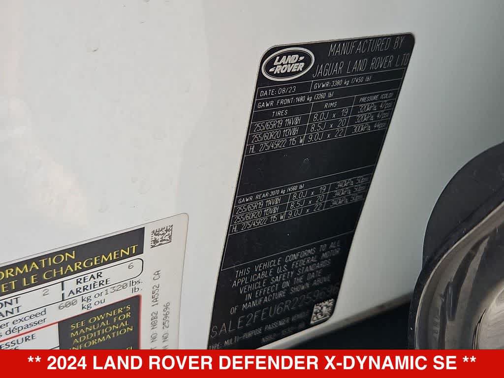 Used 2024 Land Rover Defender 130 X-Dynamic SE AWD/4WD image 37