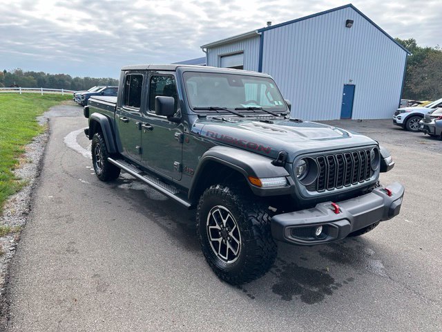 Used 2025 Jeep Gladiator Rubicon w/ Convenience Group AWD/4WD image 5