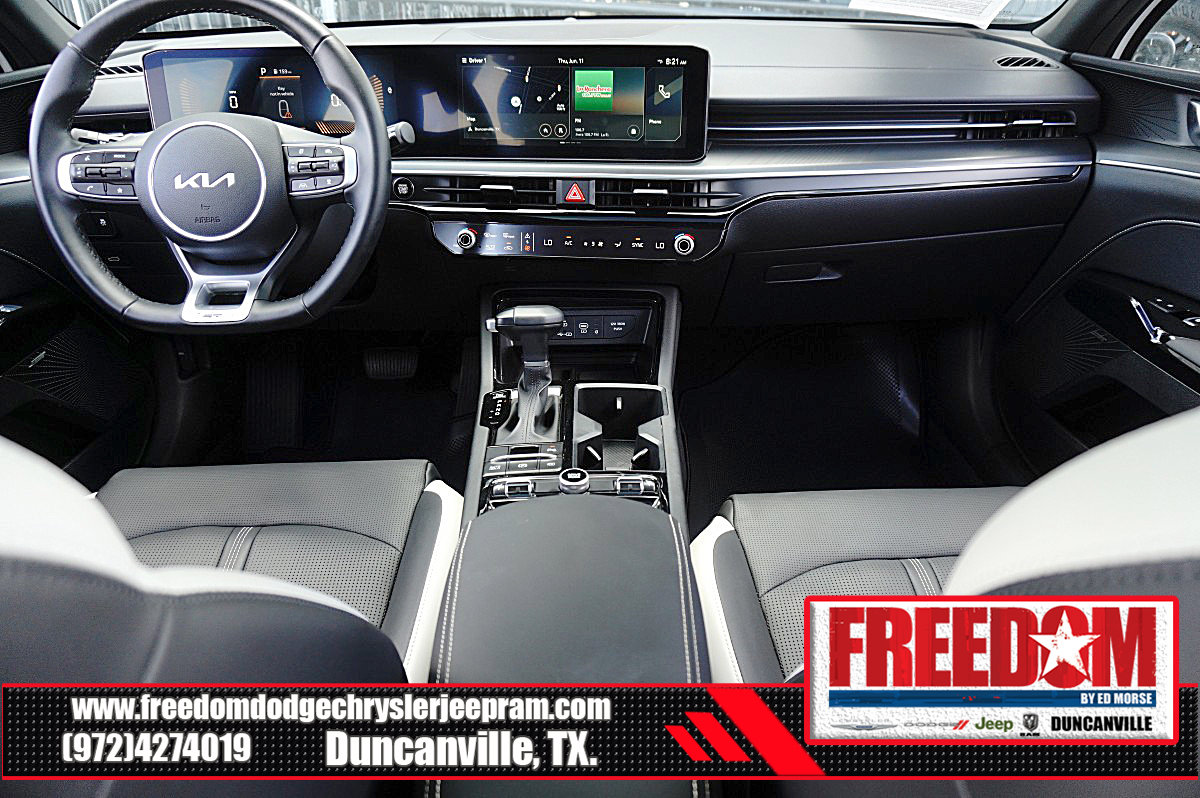 Used 2025 Kia K5 GT-Line w/ GT-Line Premium Package FWD image 11