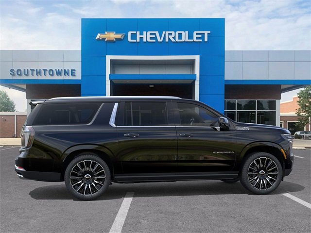 New 2026 Chevrolet Suburban High Country image 5